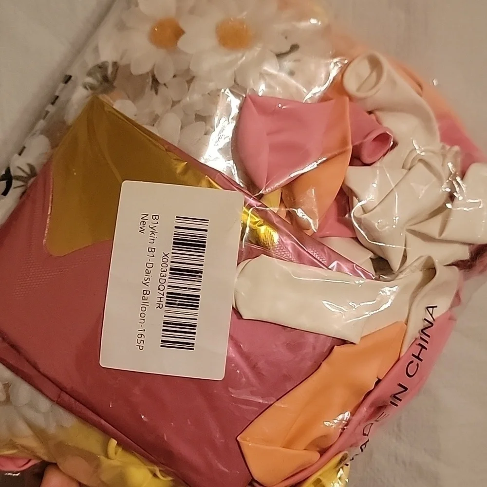 3/$15 Daisy Balloon Arch Set